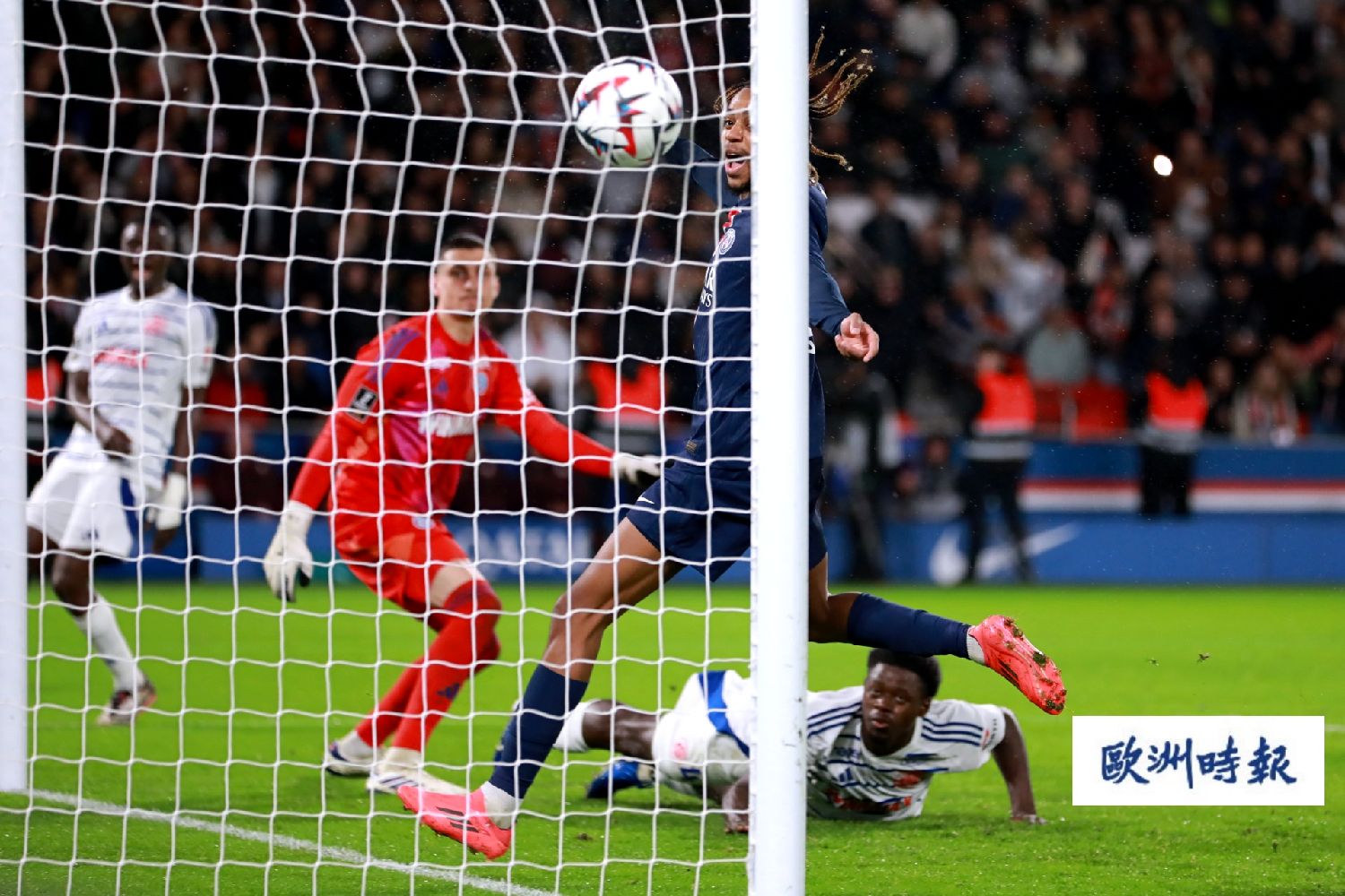 关于斯特拉斯堡主场战平尼姆,延续不败纪录的信息 关于斯特拉斯堡主场战平尼姆,延续不败纪录的信息