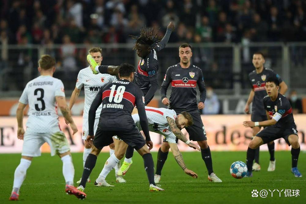 星空体育馆-奥格斯堡主场击败斯图加特，提升到第九名(奥格斯堡主场击败斯图加特,提升到第九名了吗)