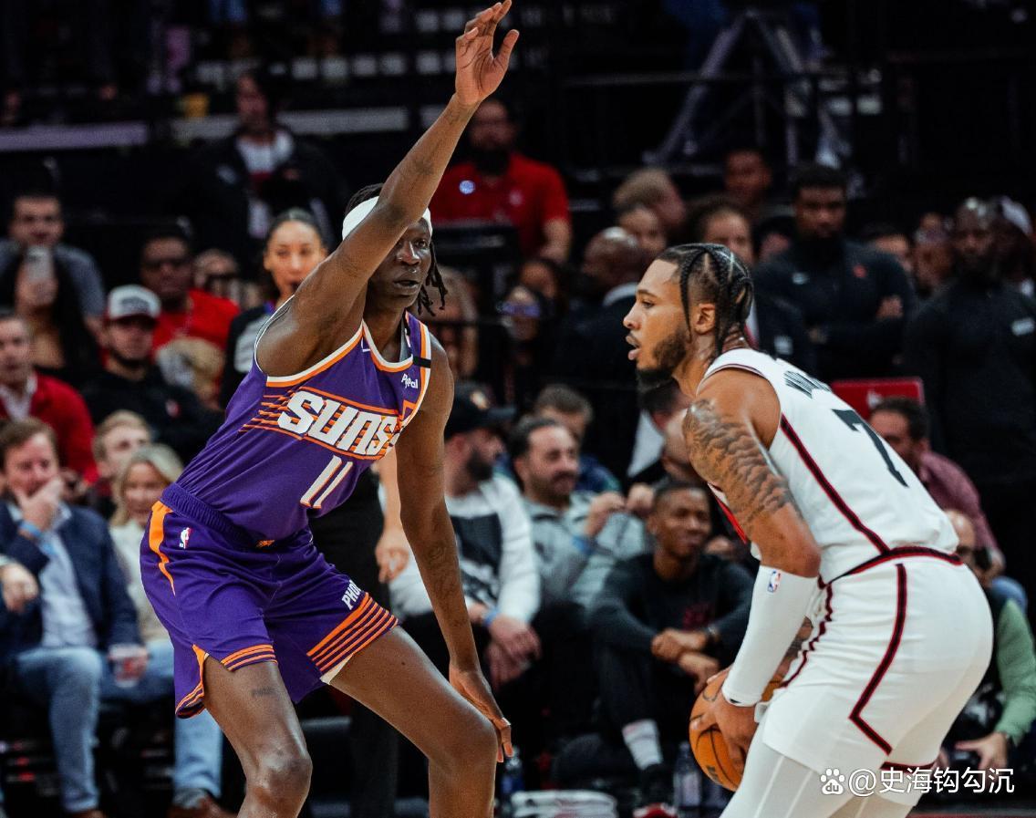 星空体育竞技-关于火箭队员表现出色队员合力联防实现连胜的信息