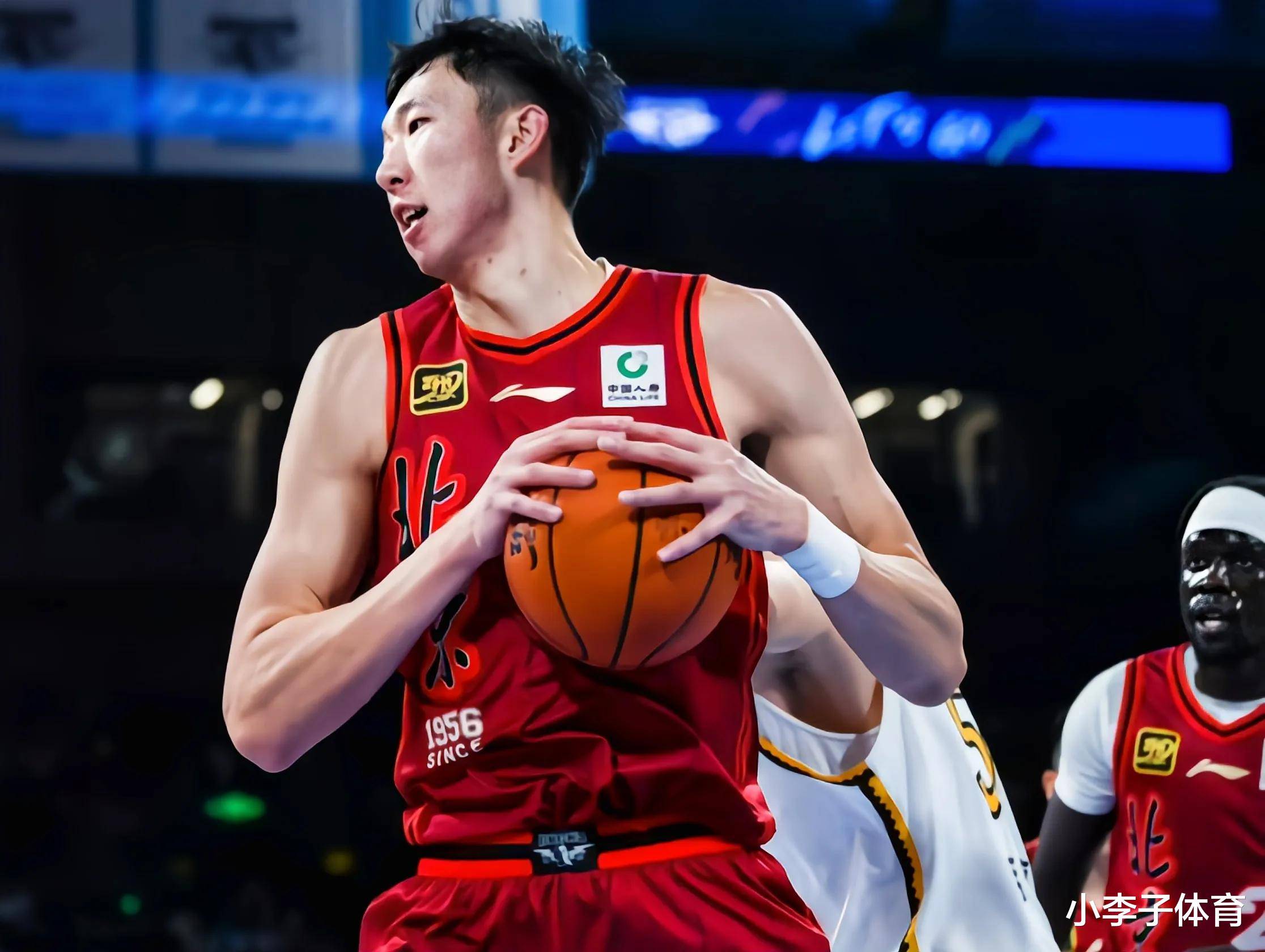 星空体育教练-青海男篮领头羊争夺榜首，豪言夺冠