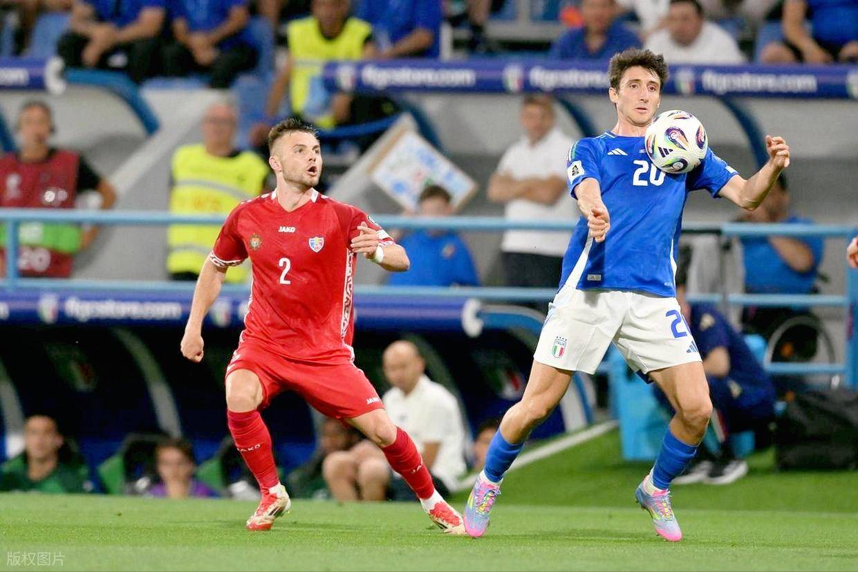 星空体育教练-欧预赛比赛中的球队们共同为荣誉而战的简单介绍