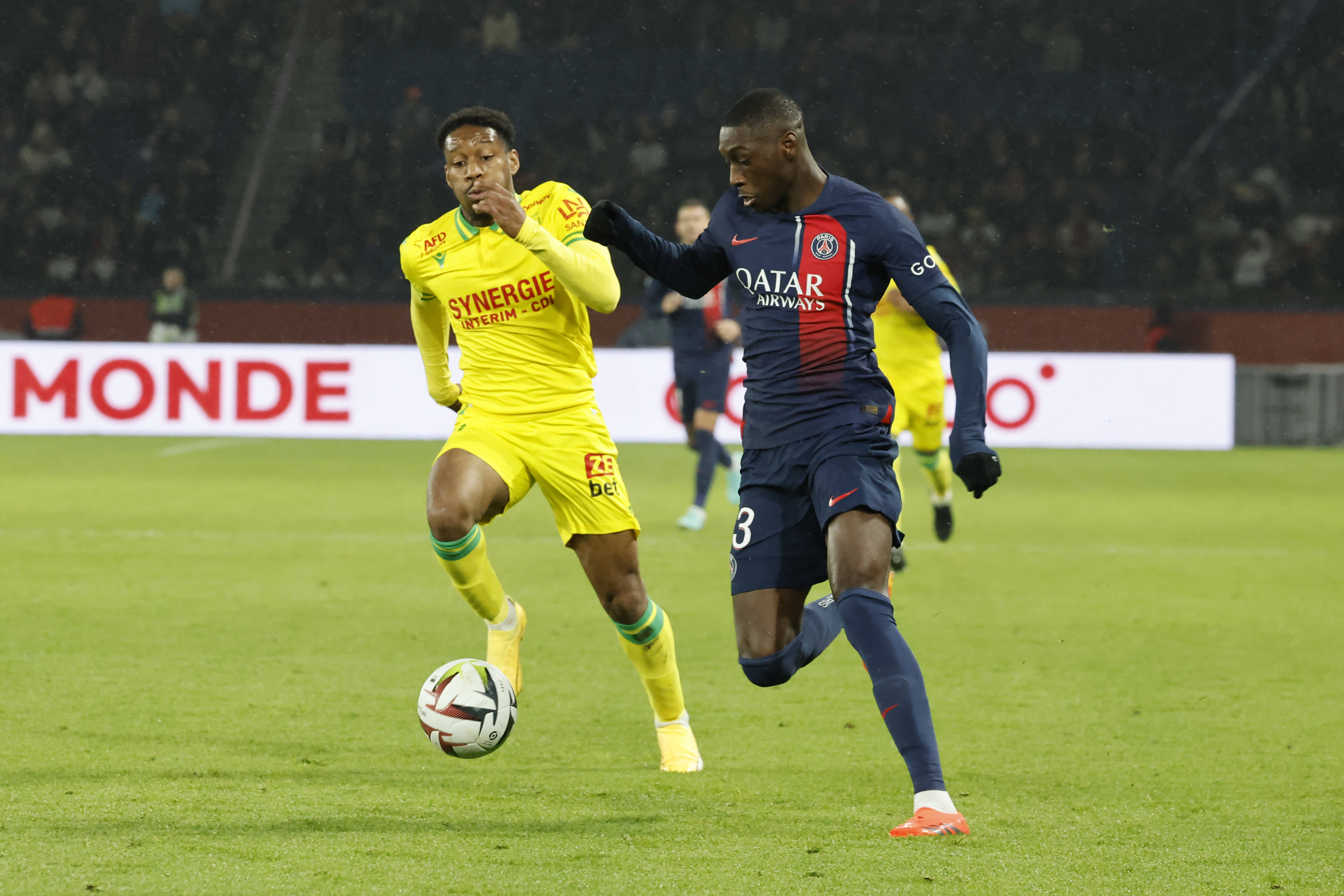 包含地区德比,南特客场击败兰斯,士气大振的词条 包含地区德比,南特客场击败兰斯,士气大振的词条