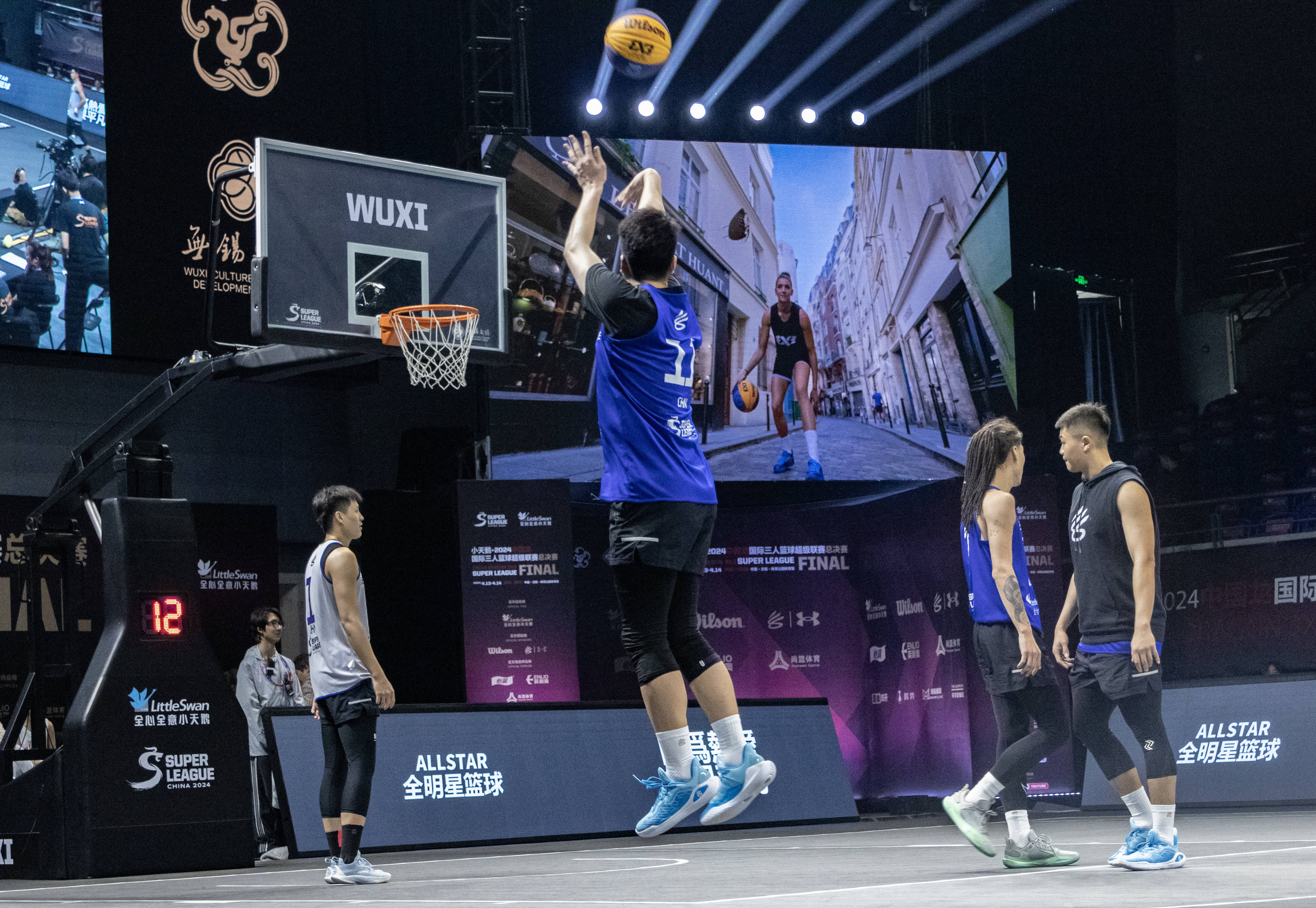 关于全明星球员联手,肆意展现篮球魅力的信息 关于全明星球员联手,肆意展现篮球魅力的信息