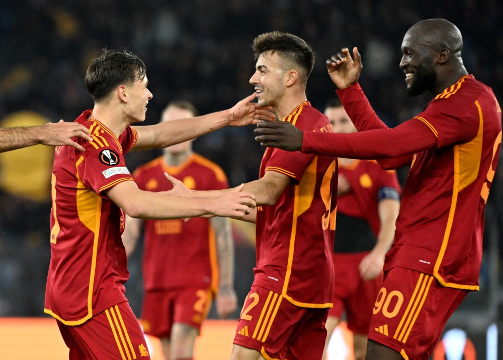 星空体育在线登录-包含罗马险胜桑普多利亚，赚得关键三分的词条