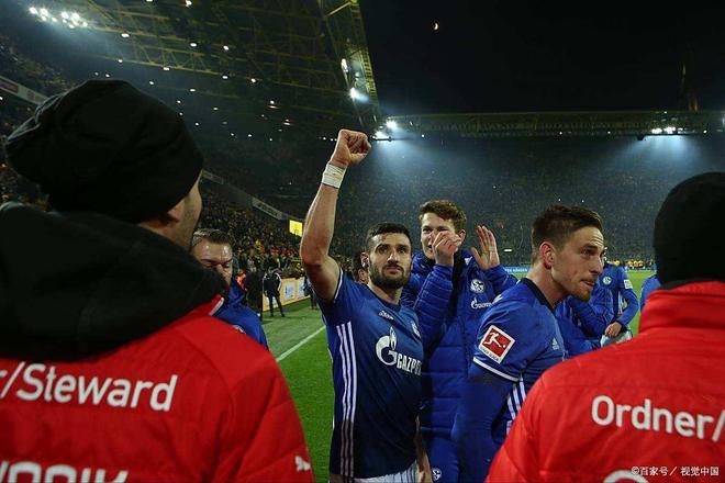 沙尔克客场告负,连败之势难以遏制的简单介绍 沙尔克客场告负,连败之势难以遏制的简单介绍