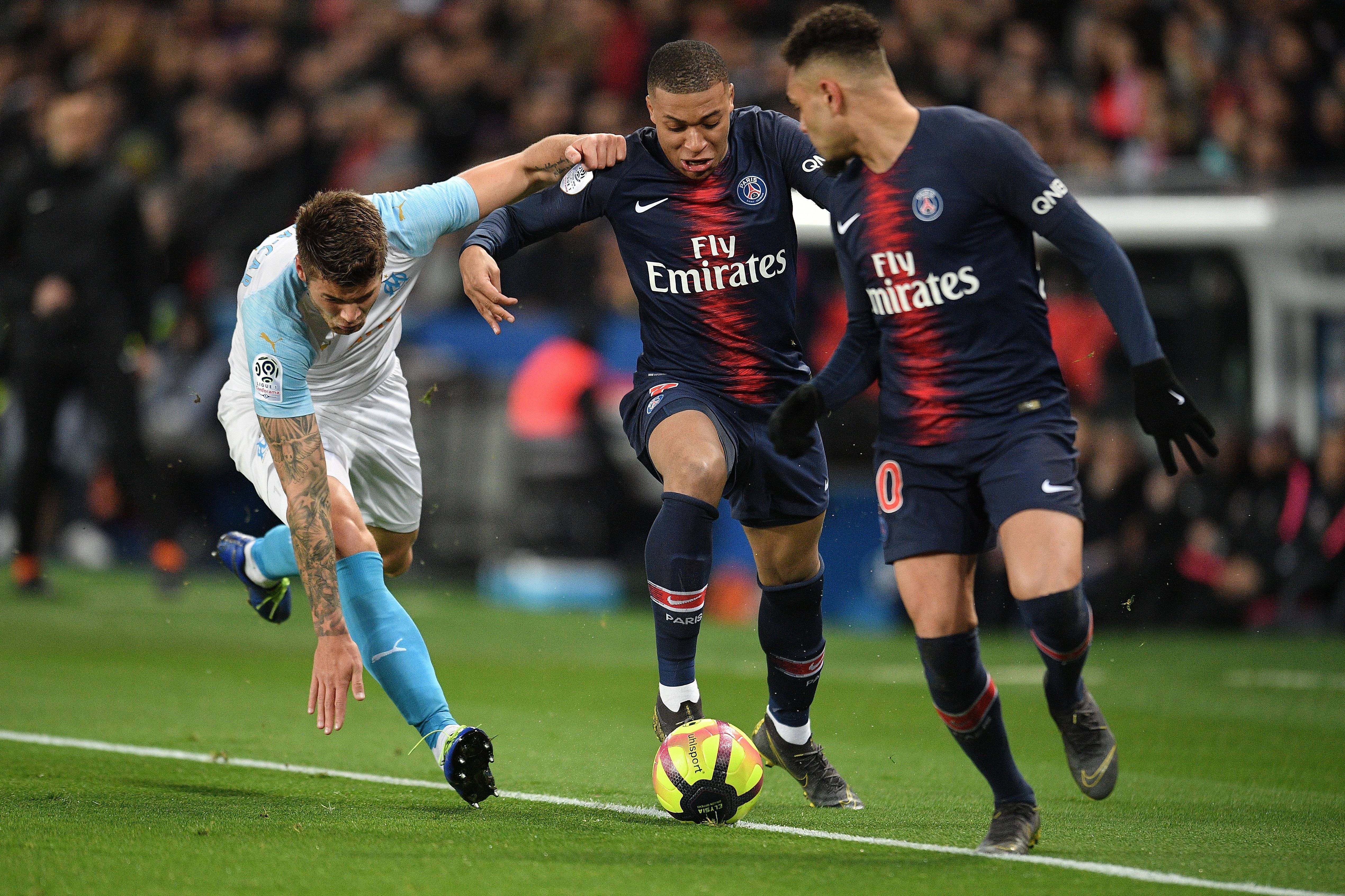 星空体育视频-瑞典队挑战法国队，法尔考先拔头筹的简单介绍