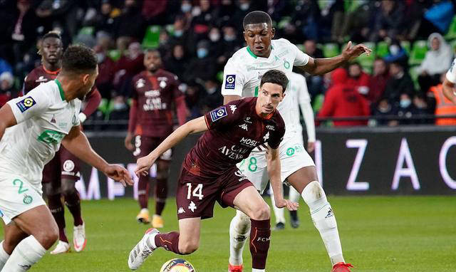 包含梅斯主场豪取胜利,取得关键三分的词条 包含梅斯主场豪取胜利,取得关键三分的词条