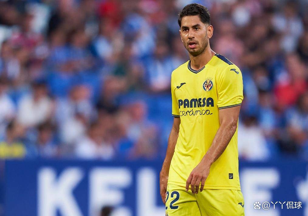 星空体育新闻-比利亚雷亚尔主场大胜，表现抢眼