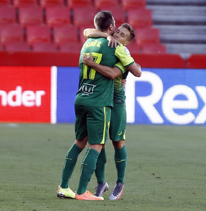 星空体育链接-埃瓦尔成功逆袭，逆转比分取得胜利的简单介绍