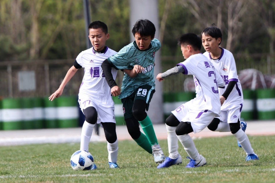 莱西球队以强大实力击败对手,夺取胜利的简单介绍 莱西球队以强大实力击败对手,夺取胜利的简单介绍