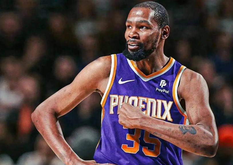 NBA球队中锋受伤退赛，影响比赛走势的简单介绍