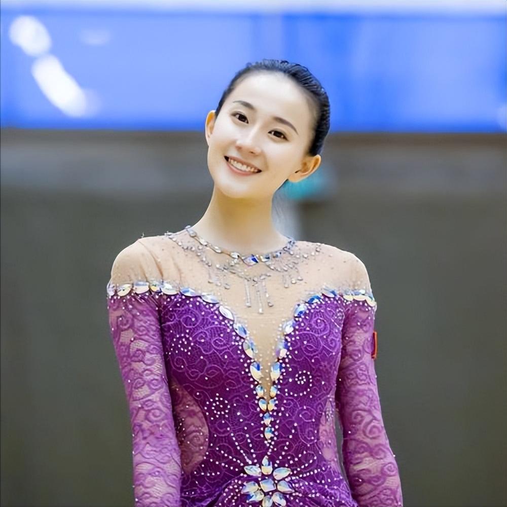 日本体操运动员表现出众,吸引眼球的简单介绍 日本体操运动员表现出众,吸引眼球的简单介绍