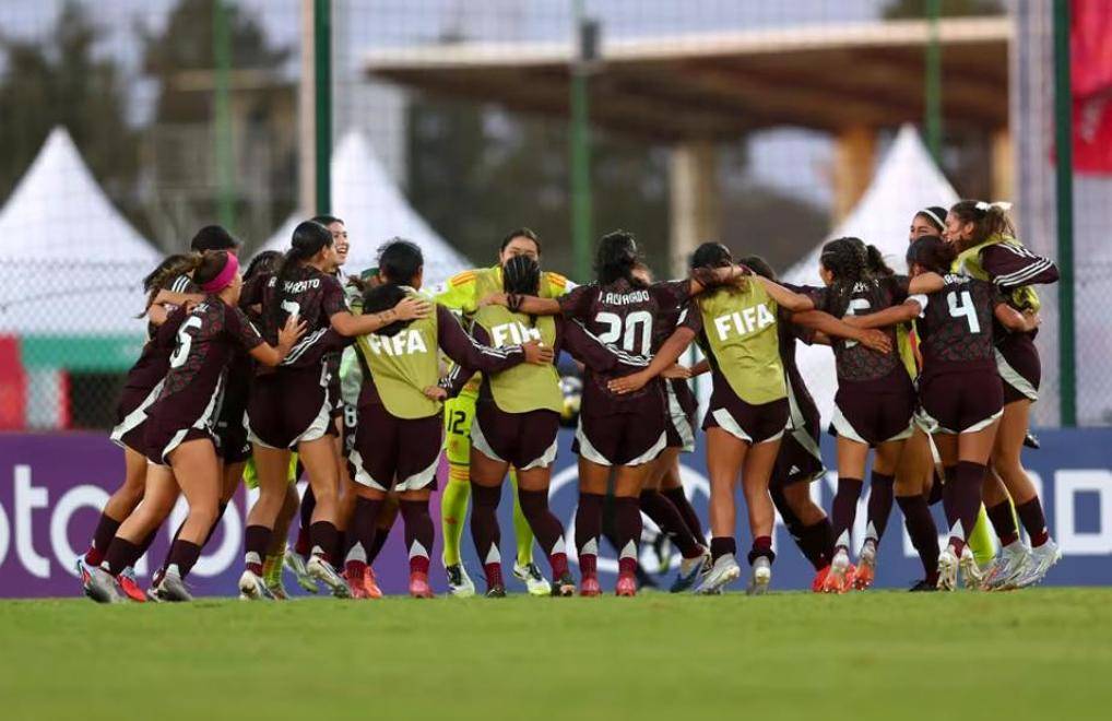 巴拉圭女足队在比赛中爆冷获胜 巴拉圭女足队在比赛中爆冷获胜