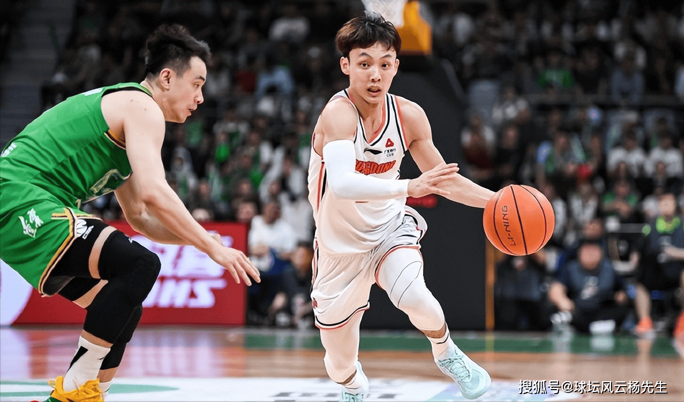 重庆男篮防守稳固,反击迅猛成功取胜 重庆男篮防守稳固,反击迅猛成功取胜