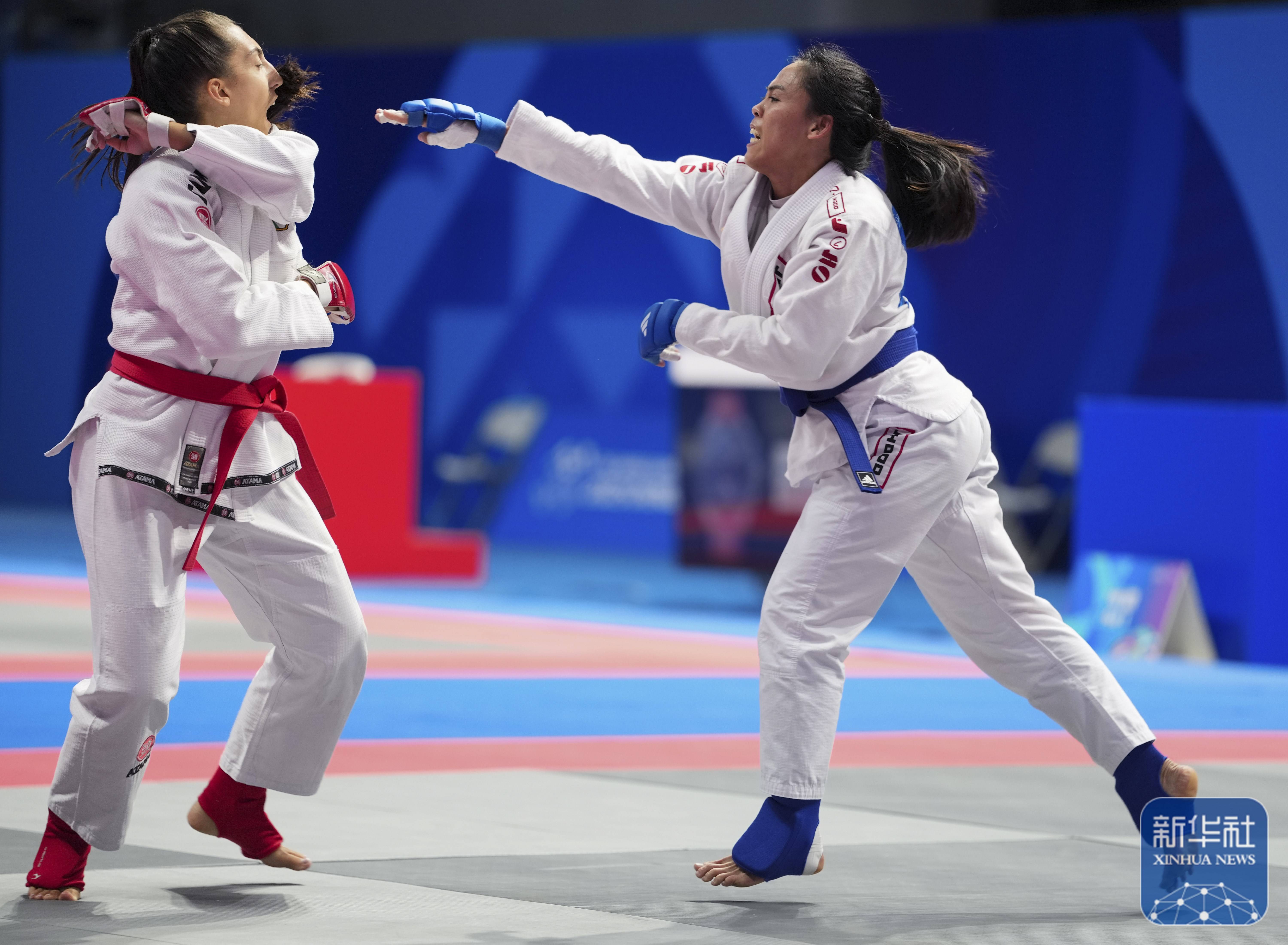 泰国女足在友谊赛中展现团队实力