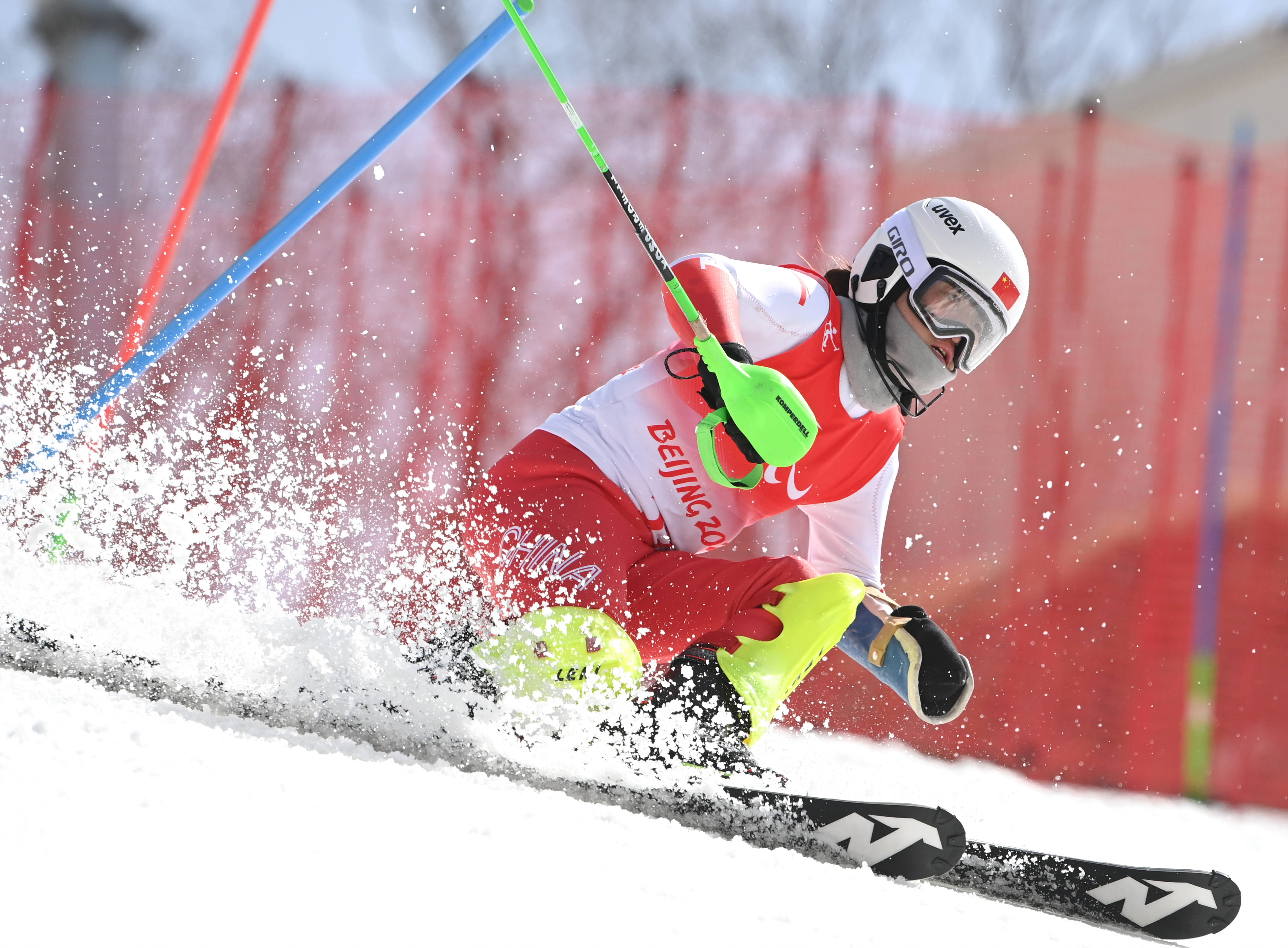 星空体育直播-奥地利选手在滑雪场上尽显实力